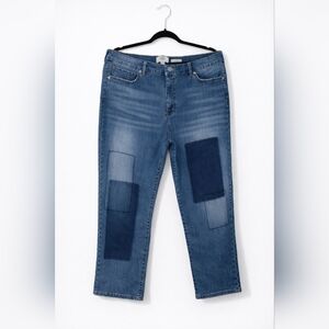 Boyfriend Denim Jeans with Dark Blue Accents